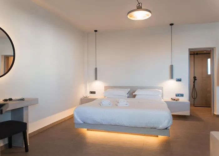 North Wind Luxury Ия