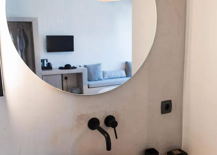 North Wind Luxury Ия