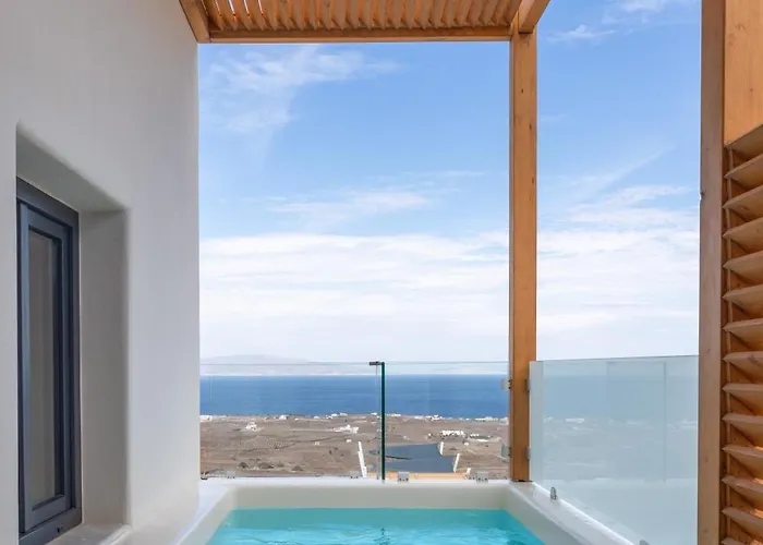 North Wind Luxury Oia