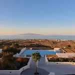 North Wind Luxury Oia