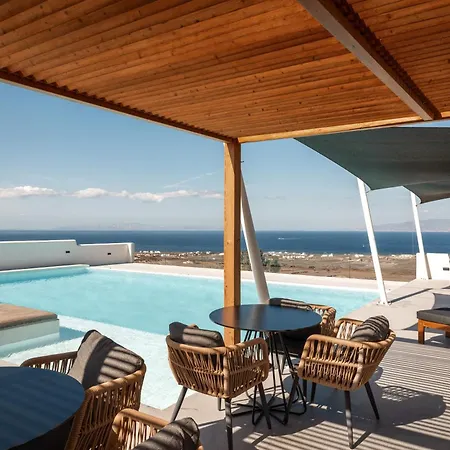 North Wind Luxury Oia